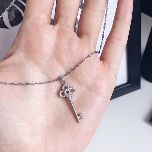 TSH Jewelry - "My Key, My Future"